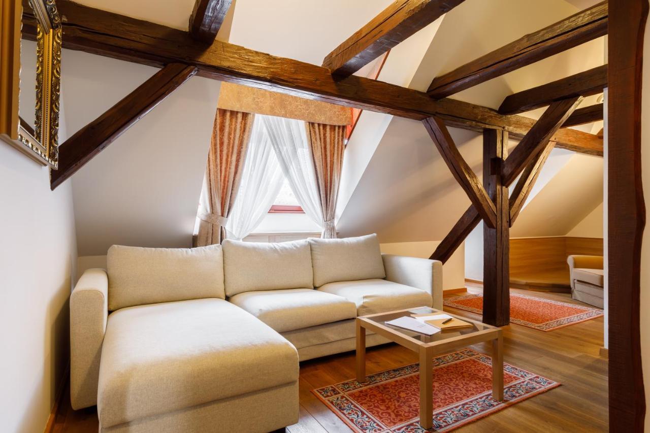 Hotel Historia & Historante Veszprém Exterior foto
