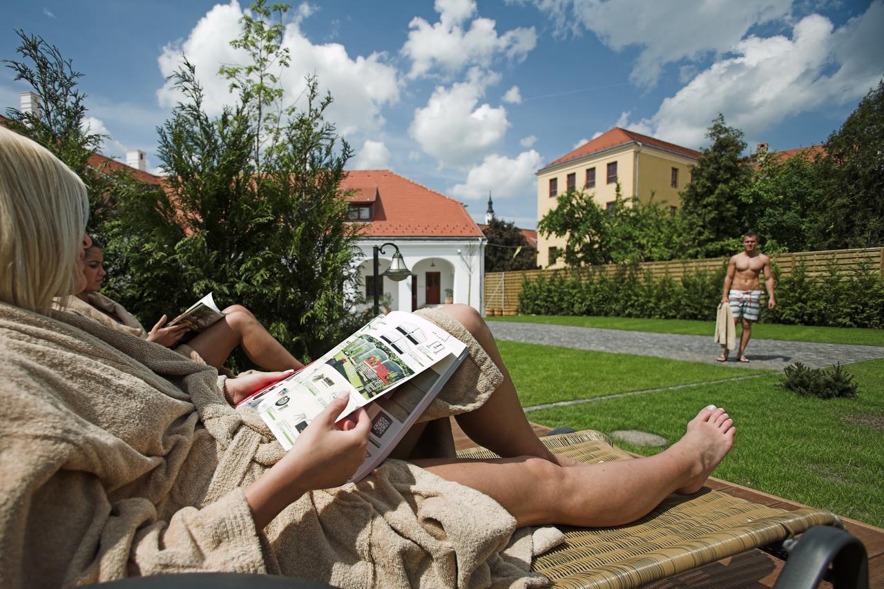 Hotel Historia & Historante Veszprém Exterior foto
